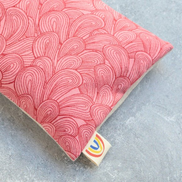 Weighted Eye Pillow Hot Cold Therapy Pack in Palmiers Raspberry Cotton Pink - Picture 3 of 4